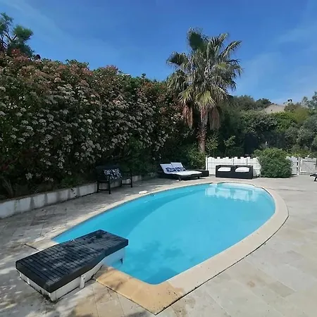 Couloubrier Villa *